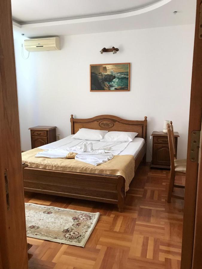 Hotel Casa Nursil Eforie Nord Esterno foto